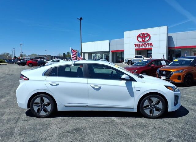 
 Hyundai Ioniq Hybrid full									