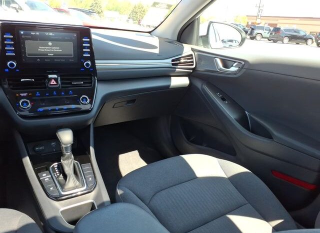 
 Hyundai Ioniq Hybrid full									