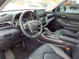 Toyota Highlander full