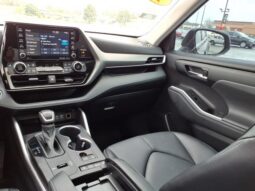 Toyota Highlander full