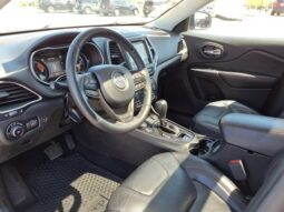 
 Jeep Cherokee full									