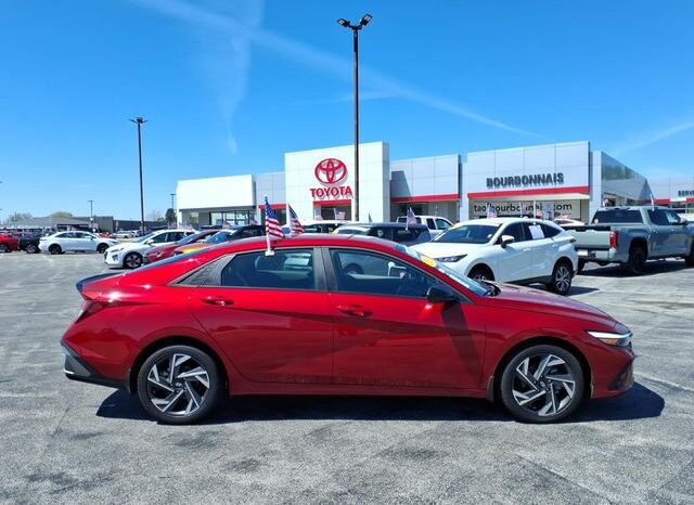 
 Hyundai Elantra full									