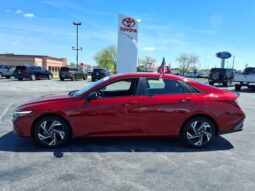 
 Hyundai Elantra full									