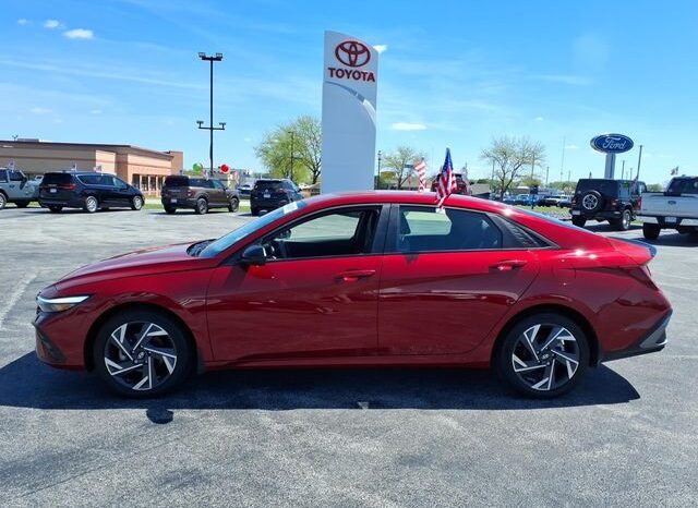 
 Hyundai Elantra full									