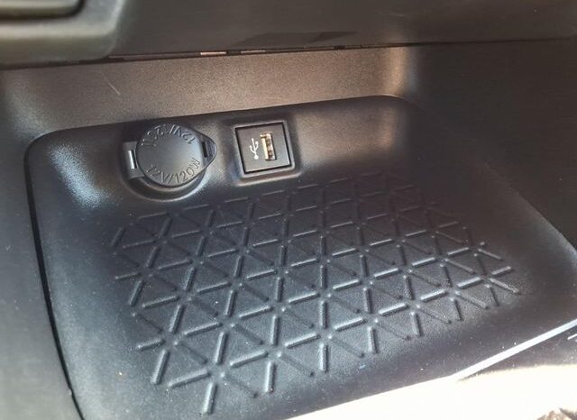 
 Toyota RAV4 Hybrid full									