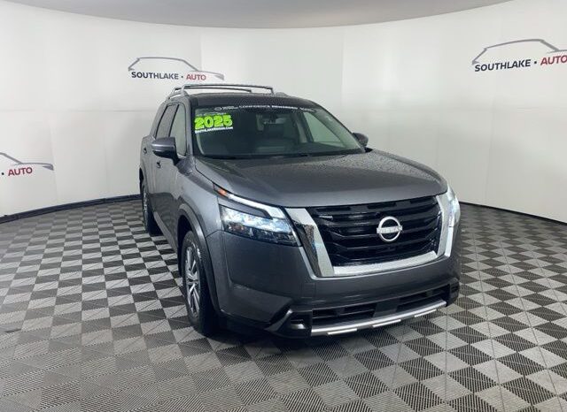 
 Nissan Pathfinder full									