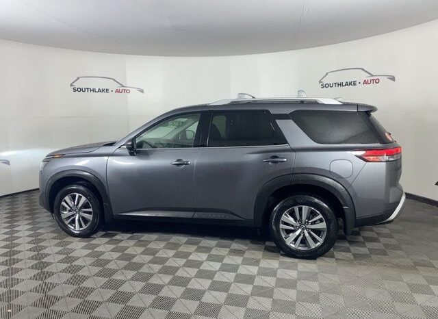 
 Nissan Pathfinder full									