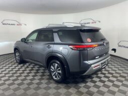 
 Nissan Pathfinder full									