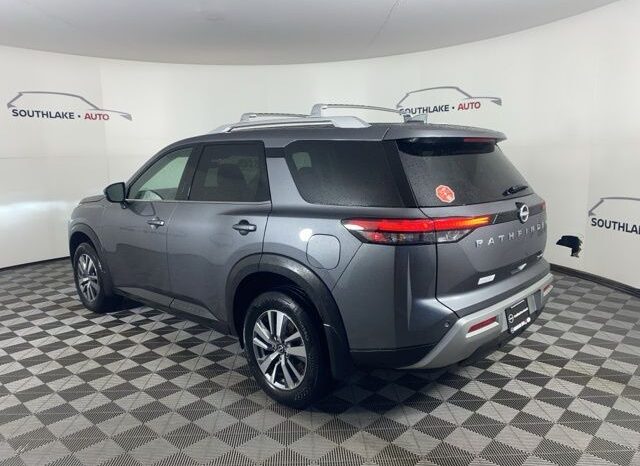 
 Nissan Pathfinder full									