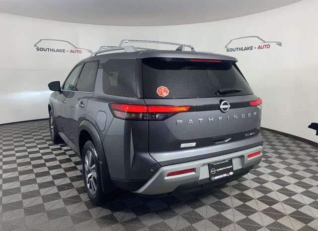 
 Nissan Pathfinder full									