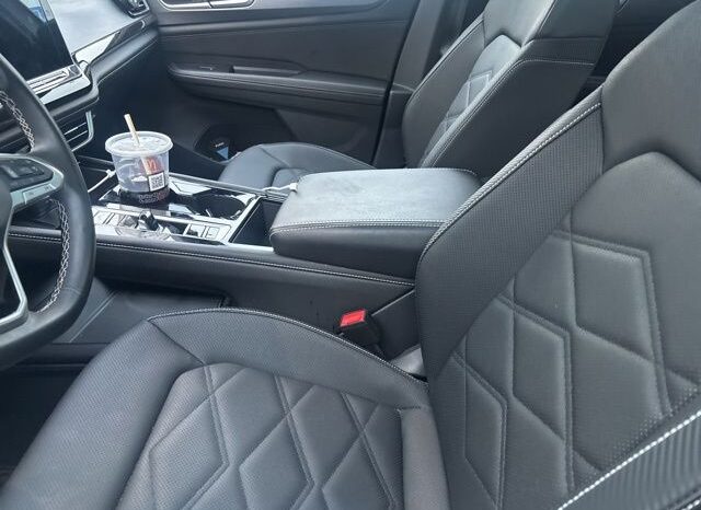 
 Volkswagen Atlas Cross Sport full									