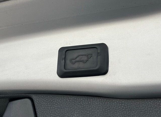 
 Toyota RAV4 Hybrid full									