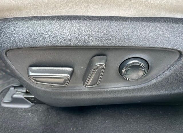 
 Toyota RAV4 Hybrid full									