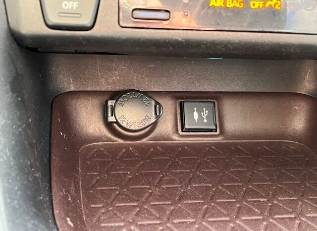 
 Toyota RAV4 Hybrid full									