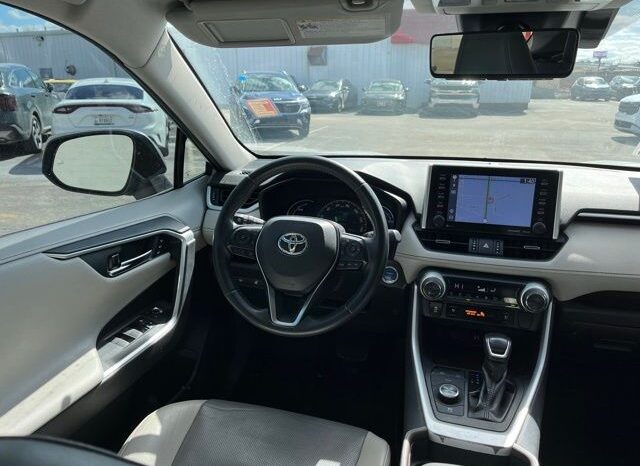 
 Toyota RAV4 Hybrid full									