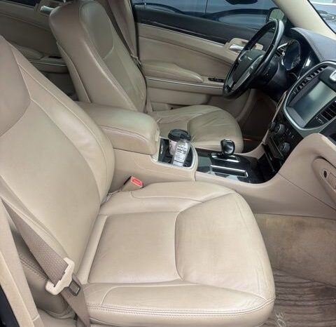 
 Chrysler 300 full									