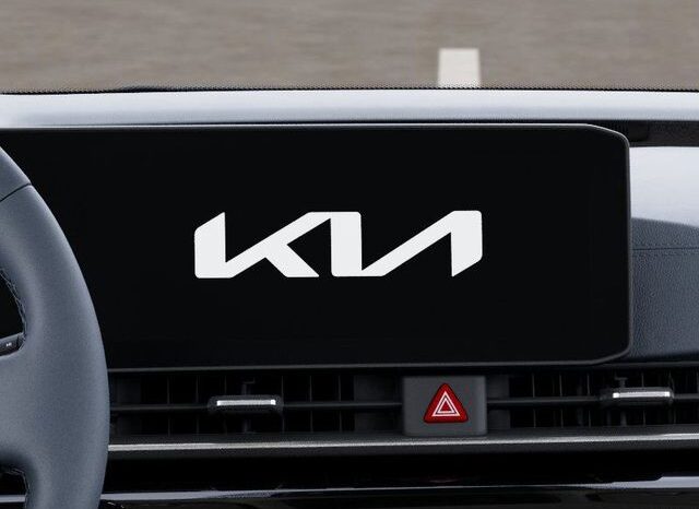 
 Kia Carnival Hybrid full									