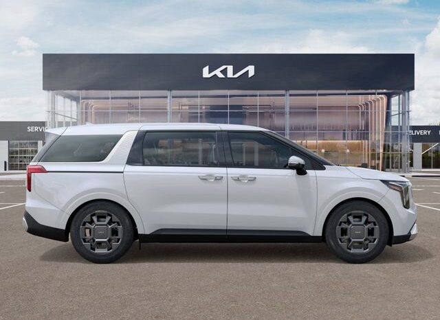
 Kia Carnival Hybrid full									
