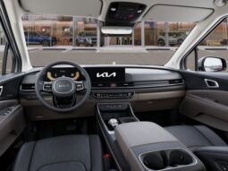 
 Kia Carnival Hybrid full									
