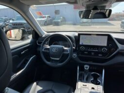 
 Toyota Highlander full									