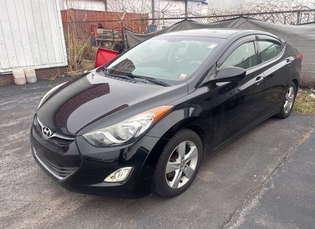 
 Hyundai Elantra full									