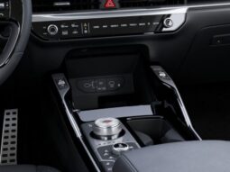 
 Kia Sorento Hybrid full									