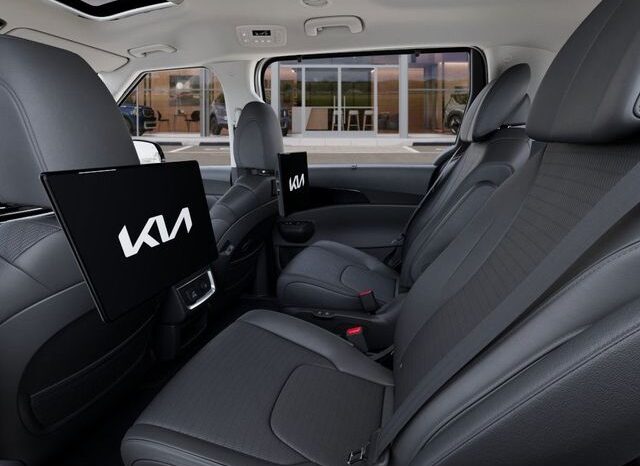 
 Kia Carnival Hybrid full									