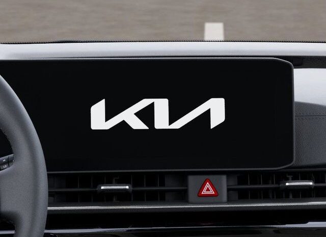 
 Kia Carnival Hybrid full									