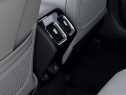 
 Kia Sorento Hybrid full									