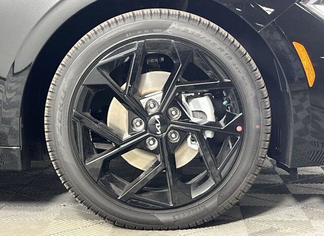 
 Kia K5 full									