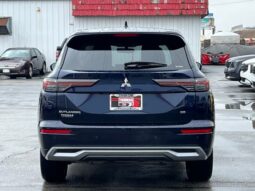 
 Mitsubishi Outlander full									