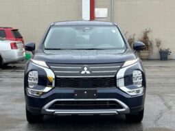 
 Mitsubishi Outlander full									