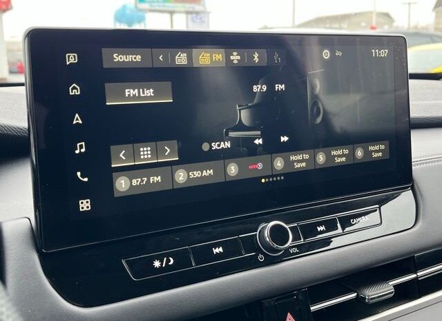 
 Mitsubishi Outlander full									