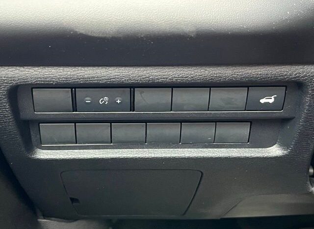 
 Mitsubishi Outlander full									