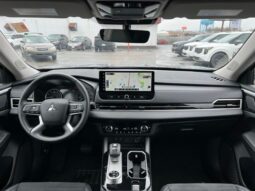 
 Mitsubishi Outlander full									