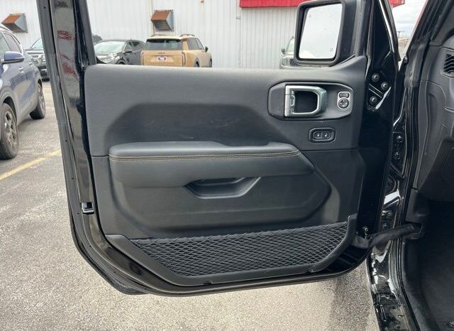 
 Jeep Wrangler full									
