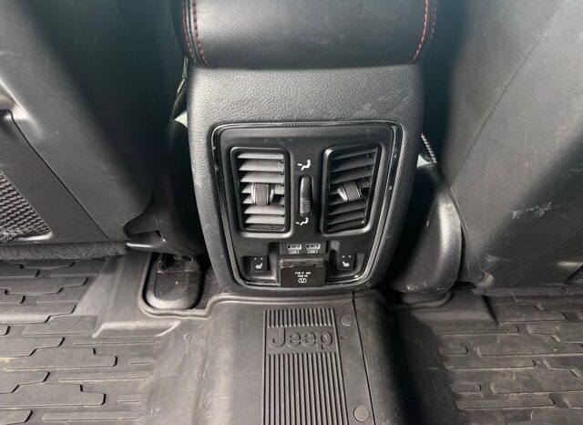 
 Jeep Grand Cherokee full									