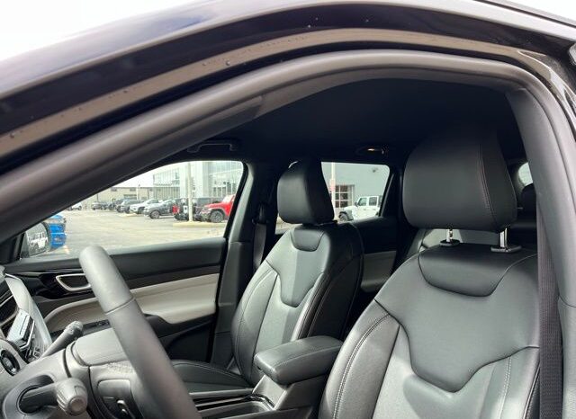 
 Jeep Compass full									