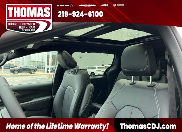 
 Chrysler Pacifica full									