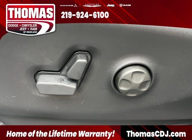 
 Chrysler Pacifica full									