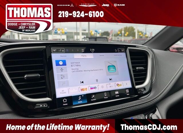 
 Chrysler Pacifica full									