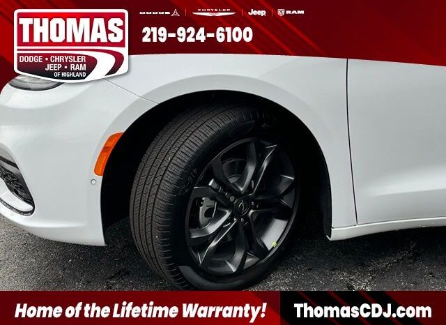 
 Chrysler Pacifica full									