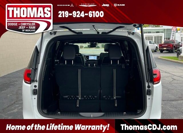 
 Chrysler Pacifica full									