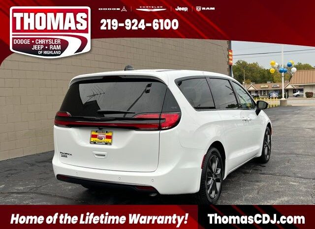 
 Chrysler Pacifica full									