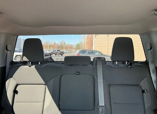 
 Chevrolet Silverado 1500 full									