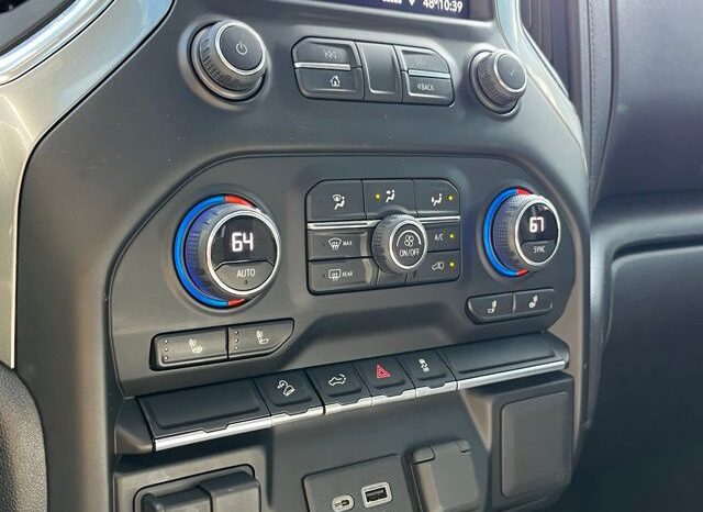 
 Chevrolet Silverado 1500 full									