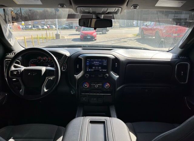 
 Chevrolet Silverado 1500 full									