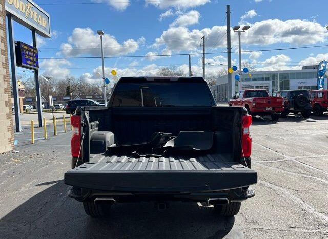 
 Chevrolet Silverado 1500 full									
