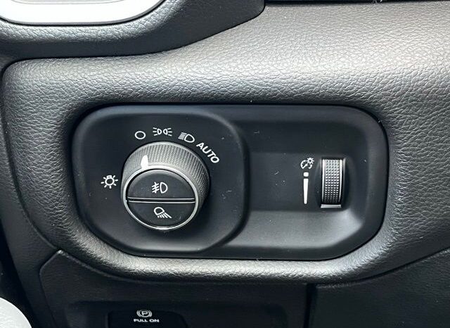 
 Ram 1500 full									