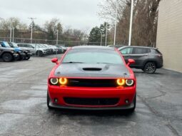 
 Dodge Challenger full									